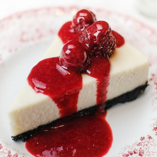 Instant Pot Cheesecake with Raspberry Sauce & Chocolate Oreo Crust ...